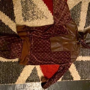 Custom made LV ( Louis  Vuitton ) jogger sweat suit 1of 1  XL  wit scully cap